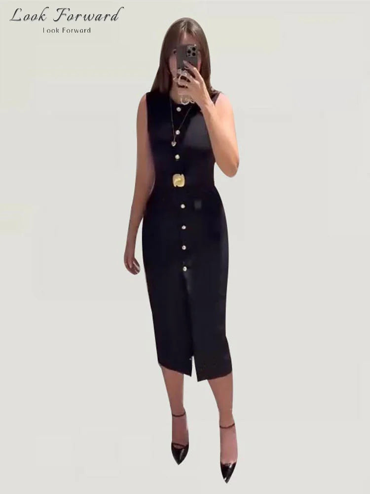 Robe noire slim élégante et chic